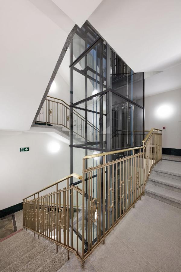 Luxury Apartment In The Centre Prag Exteriör bild